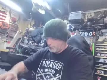 wakesblowinclouds — #wakes #fat #whiteguy #strokinit #new ##freec2c #rateyourpussy