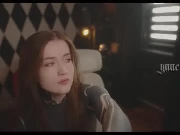 ynnenbrynn —  Hi! lovense is on| /menu on  // GOAL: topless [300 tokens left] #tattoo #redhead #smalltits #twerk #heels