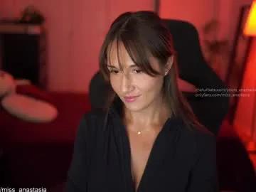 Freechat yours_anastasia on Chaturbate
