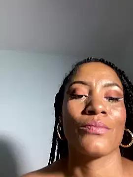 Freechat AdelaHaneix on StripChat