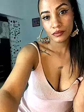 Freechat AdelaHaneix on StripChat