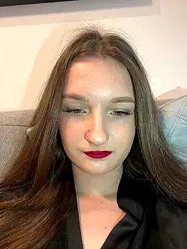 AdelinaEmber on StripChat