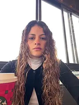 alana15 — MAKE ME WET