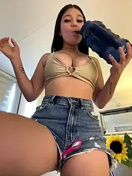 StripChat Alyshanon18 is Freechat Alyshanon18 — SQUIRT