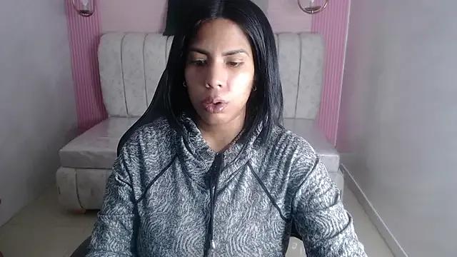 Freechat ambar_fox_s on StripChat