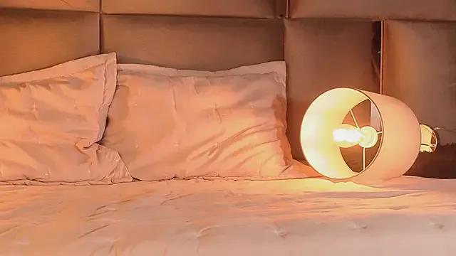 angelinepossy — domi in my ass