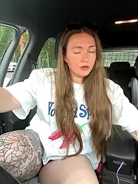 Freechat BustyBonnieUK on StripChat