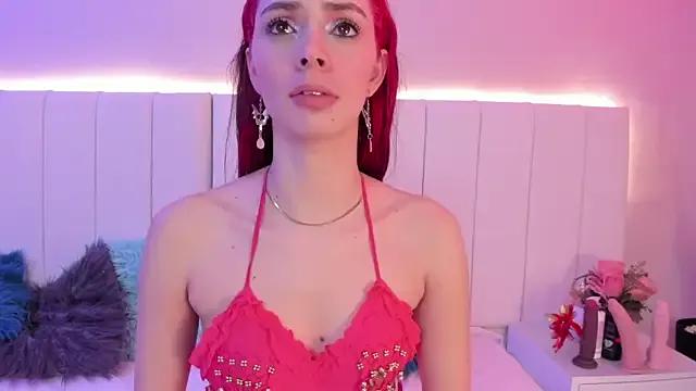 CAMILLEN_PETTID on StripChat
