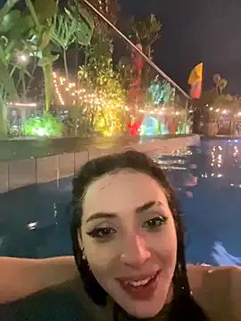 CAMILLEN_PETTID on StripChat