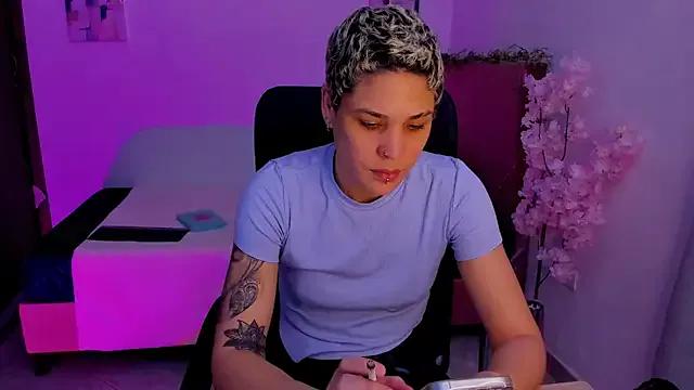 Freechat Charlee_pink on StripChat