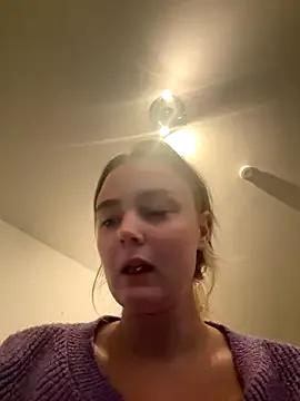 Freechat CherryEmmy on StripChat