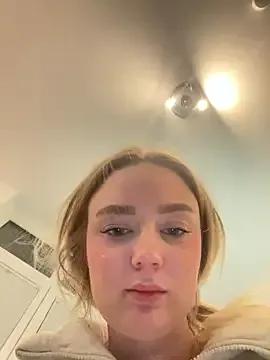 Freechat CherryEmmy on StripChat