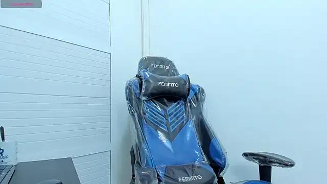 Cleopatra_Trans — strong slaps on the guts