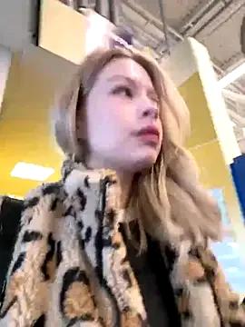 Cum_girlss on StripChat