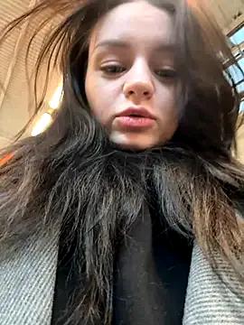 Cum_girlss on StripChat