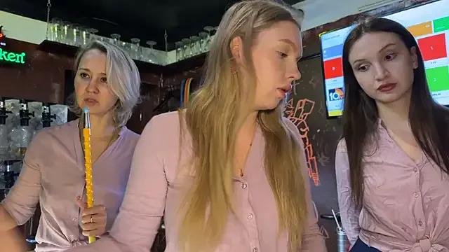 Group dirtypub on StripChat