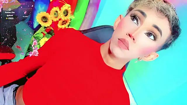 emelly_horny_ on StripChat 