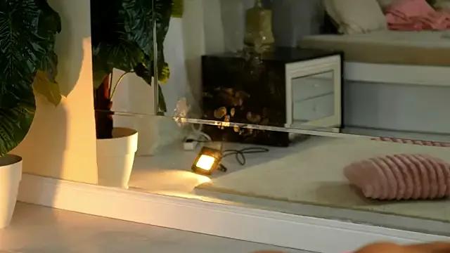 EvaAmanti on StripChat 