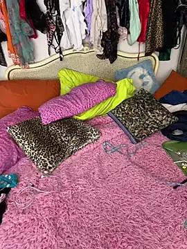 Freechat goodgirlbabydoll on StripChat