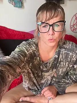 Freechat goodgirlbabydoll on StripChat