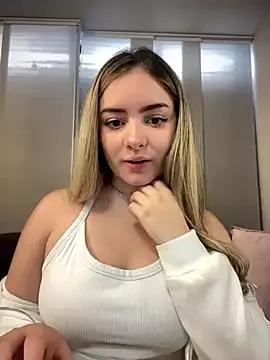 imlindapink on StripChat 