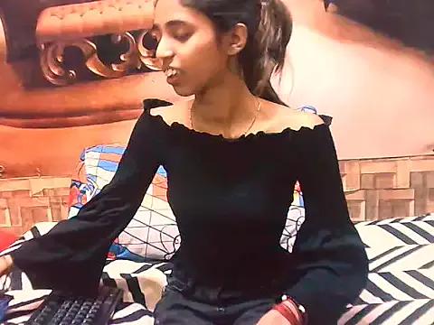 Freechat IndianSexySlender on StripChat