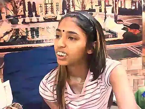 Freechat IndianSexySlender on StripChat