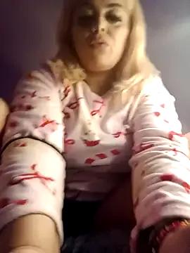 Private izauri2025 on StripChat