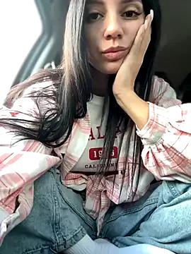 Freechat JulliaVegas on StripChat