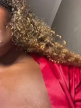 Kikie23 on StripChat 