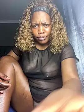 Kikie23 on StripChat 