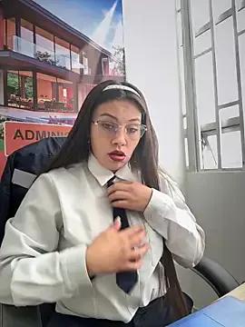 LIZ-06_ — Group on StripChat