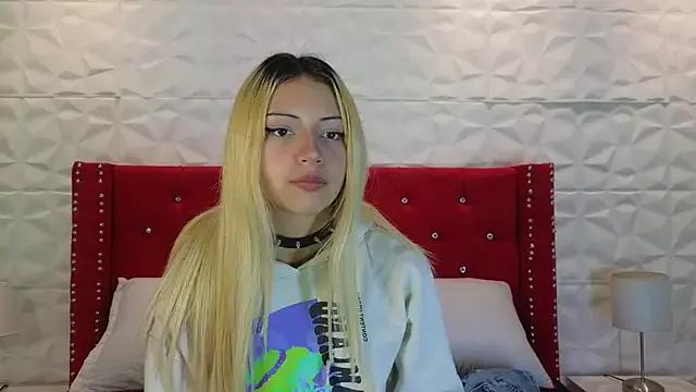 Freechat Lucy_n_pink on StripChat