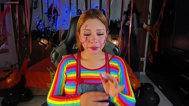 Freechat mia_18v on StripChat