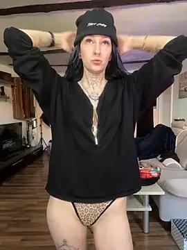 Miiaaa- on StripChat 