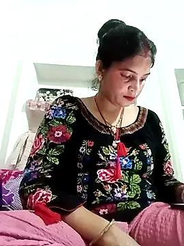 Freechat Mohni_love on StripChat