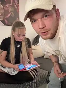 Freechat NickyGold_Official on StripChat