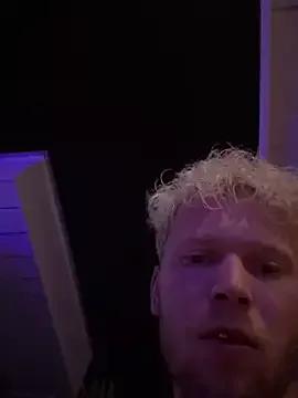 Freechat NickyGold_Official on StripChat