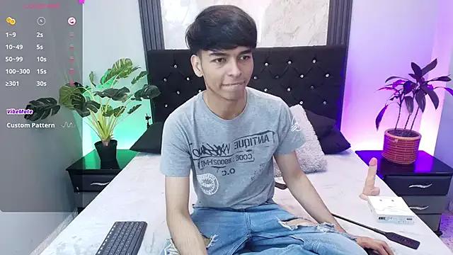 StripChat OnlyJos is Freechat OnlyJos — SPANKS ASS