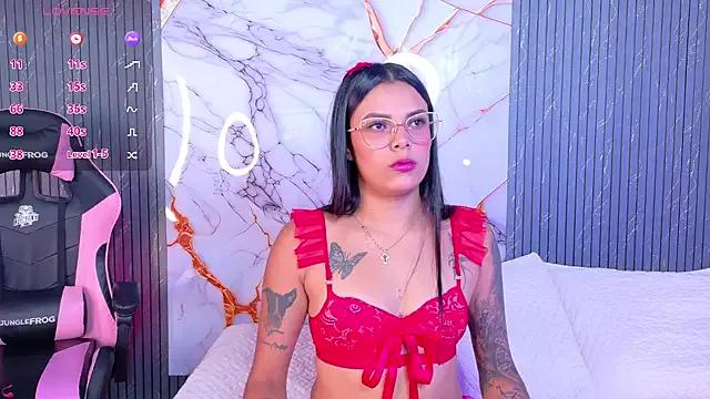 Shasa_8 on StripChat 