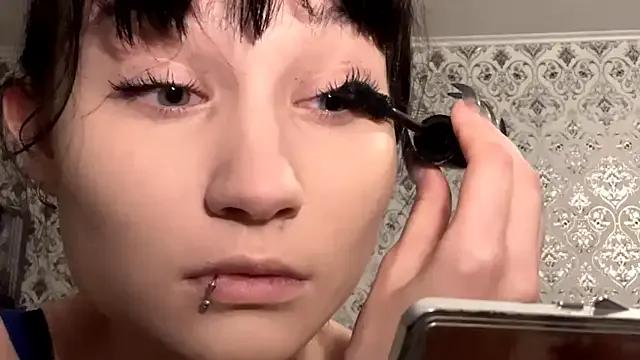 SofiaDreams09 — Show belly and thighs