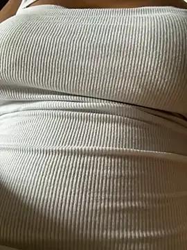 Freechat Valentinahot7 on StripChat