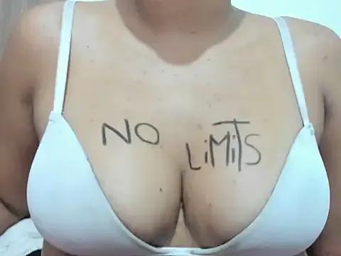 Freechat Valentinahot7 on StripChat