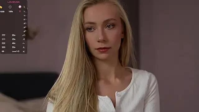 Freechat Vika54784 on StripChat