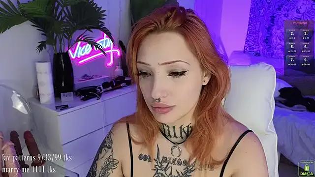 Freechat violetviolator on StripChat