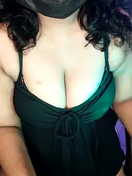 Viviennemoon_tlgu on StripChat 