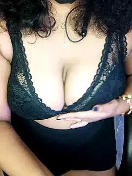 Viviennemoon_tlgu on StripChat 