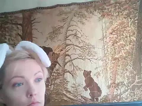 Group WildMissNiks on StripChat