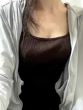 Group yayoi_jp on StripChat