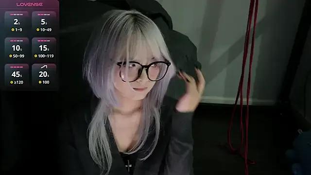 Freechat Yu_UwU_ on StripChat